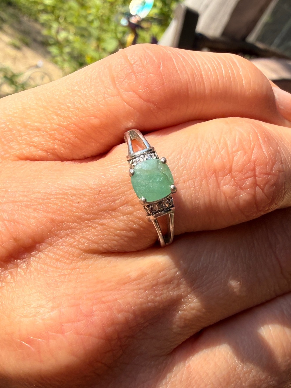 Stunning Natural Emerald & Platinum and Sterling Silver Ring - Size 7